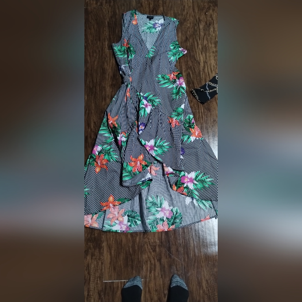 Who what where large floral summer dress